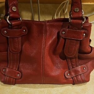 Elegant Red Leather Shoulder Bag